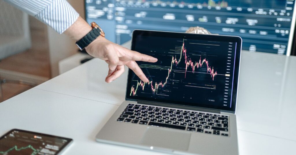 Truffe nel trading online e normativa antiriciclaggio: importante intervento sanzionatorio dell’Autorità di vigilanza finanziaria svedese (FINANSINSPEKTIONEN) nei confronti dell’Istituto di moneta elettronica INTERGIRO INTL AB